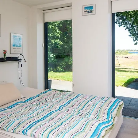 Nyaraló Retreat With Outdoor Whirlpool *