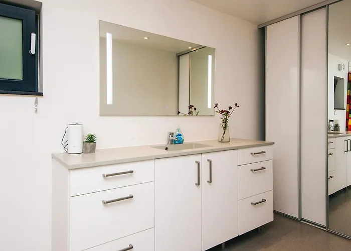 Retreat With Outdoor Whirlpool Årøsund