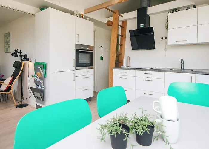 Retreat With Outdoor Whirlpool * Årøsund