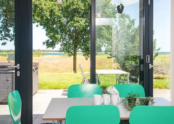 Retreat With Outdoor Whirlpool